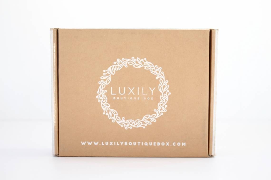 luxily-boutique-box-review-october-2016-1